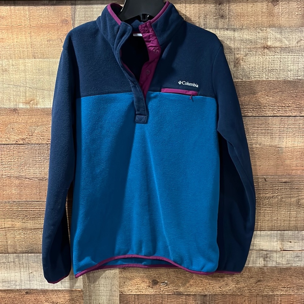 Columbia Blue and Navy Fleece Pullover with Magenta Trim